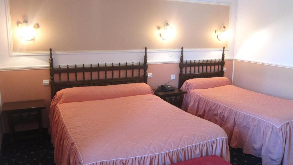Hotel Les Barnieres Гийестр Экстерьер фото