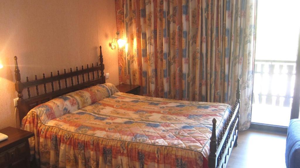 Hotel Les Barnieres Гийестр Экстерьер фото